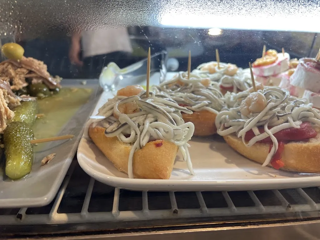 Menu_Cafetería la Cuesta_Murillo de Río Leza_image_2