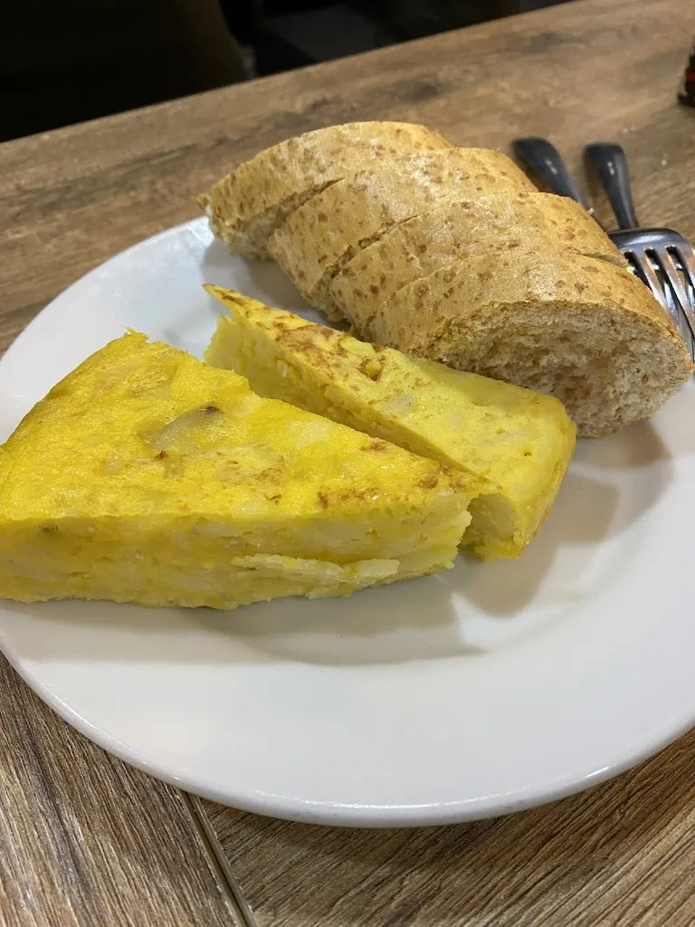 Menu_Nalia Cafetería Restaurante y Churrería_Nalda_image_7