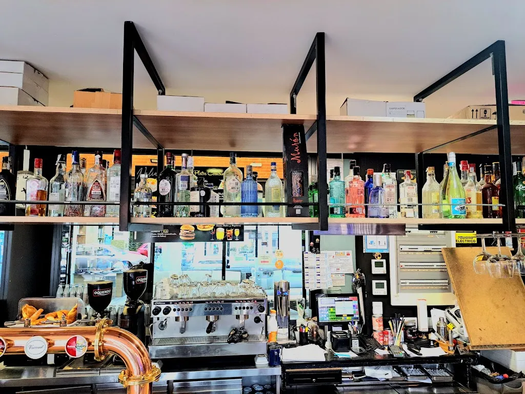 Jorge MB_Nalia Cafetería Restaurante y Churrería_Nalda_review