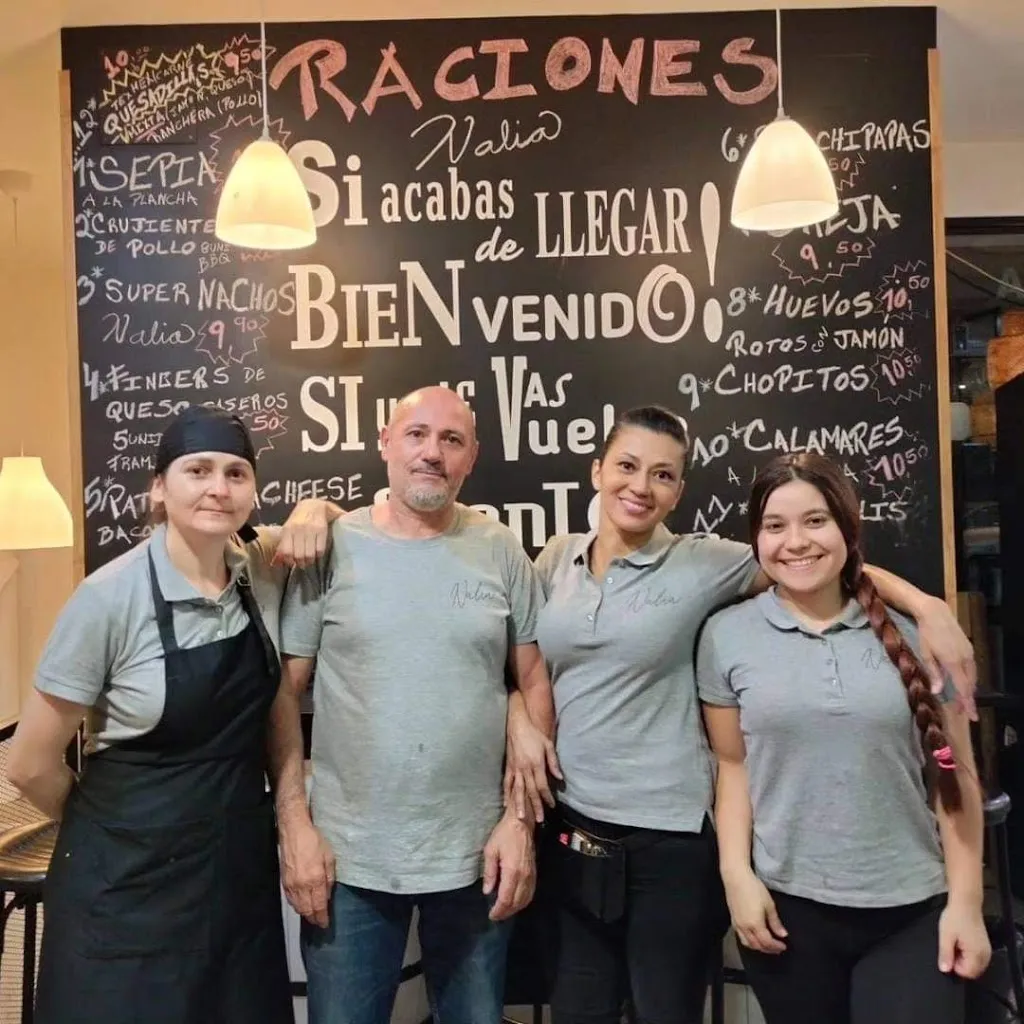 Nalia Cafetería Restaurante y Churrería_Nalda_slider_image_3