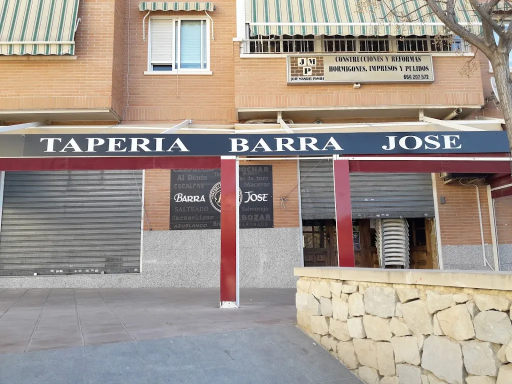 Tapería Barra Jose restaurant in Crevillent