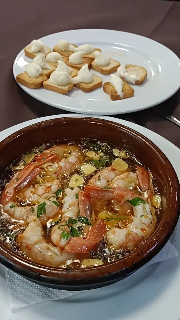 Loma's Bar Restaurant_Lumbreras_slider_image_2