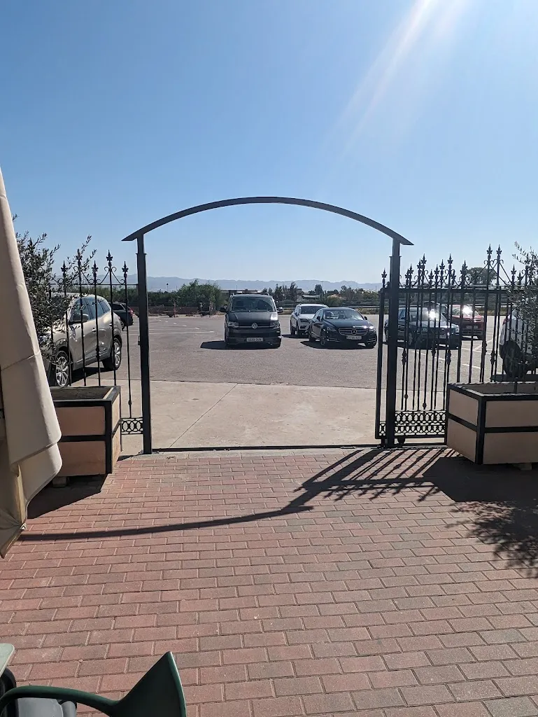 Tony Bell_Restaurante El Descanso, Las cabañas_Lumbreras_review