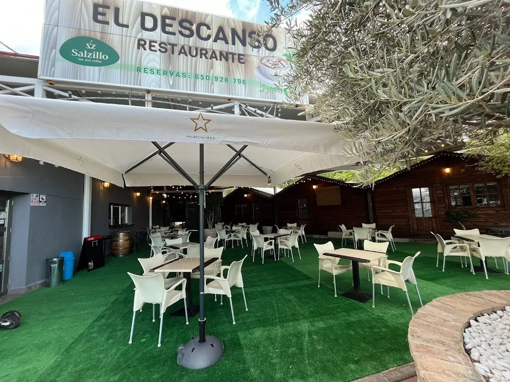 Restaurante El Descanso, Las cabañas restaurant in Lumbreras