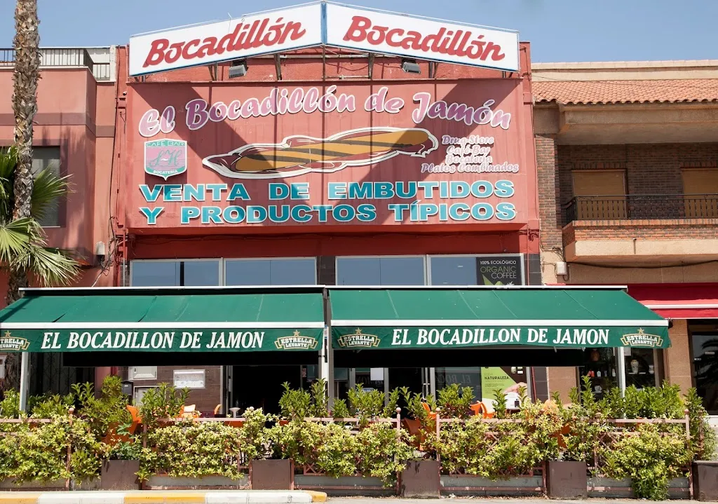 Restaurante Bocadillón restaurant in Lumbreras