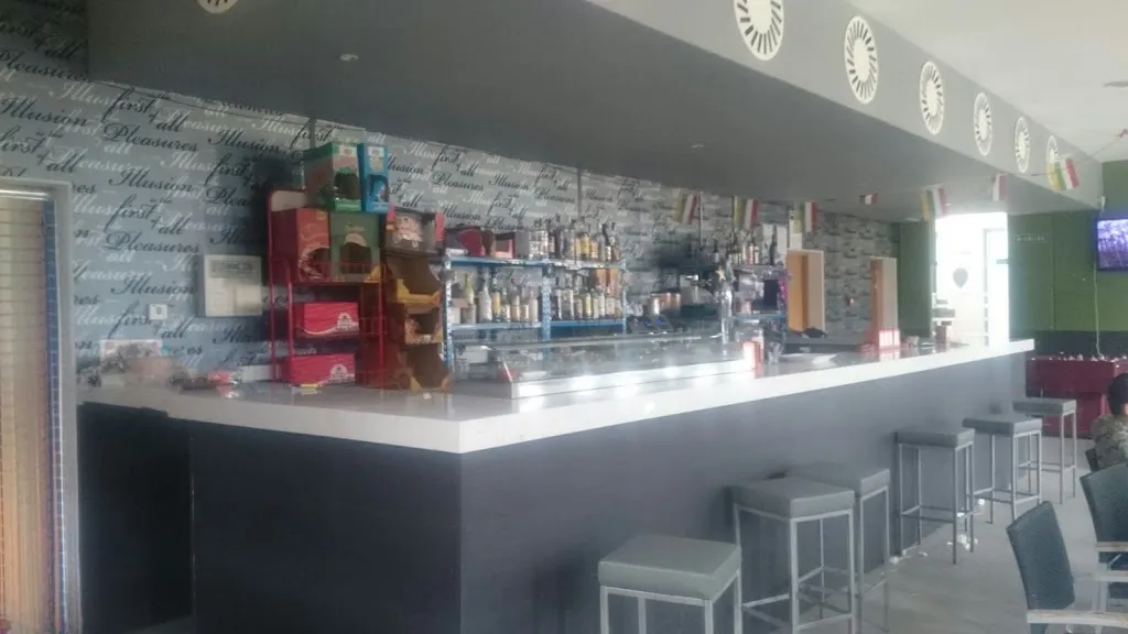 bar restaurante las piscinas restaurant in Ribafrecha