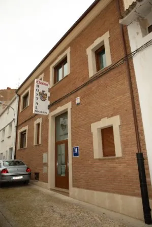 Hostal Chandro restaurant in Pradejón