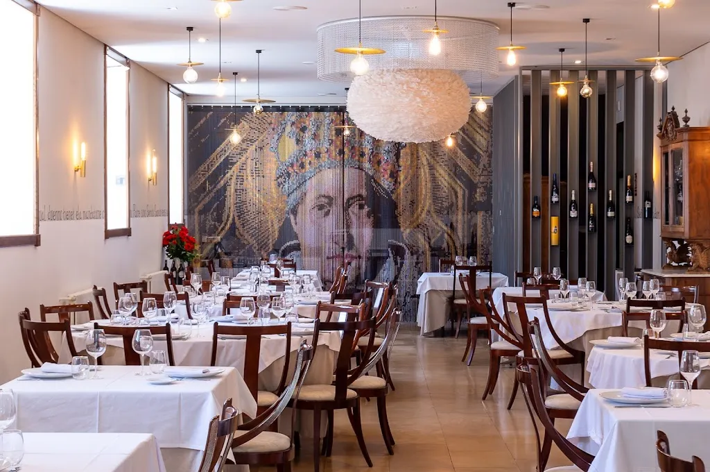 In Vino Veritas. Hostería San Millán restaurant in San Millán de Yécora