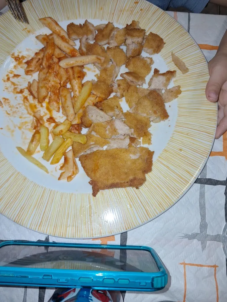 Gonzalo Fernandez Capitan_Restaurante Avenida_Rincón de Soto_review