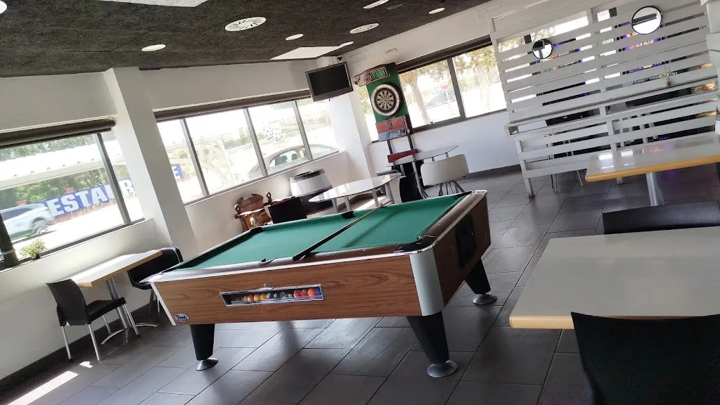 Restaurante BEBE & ZAMPA_Rincón de Soto_slider_image_2