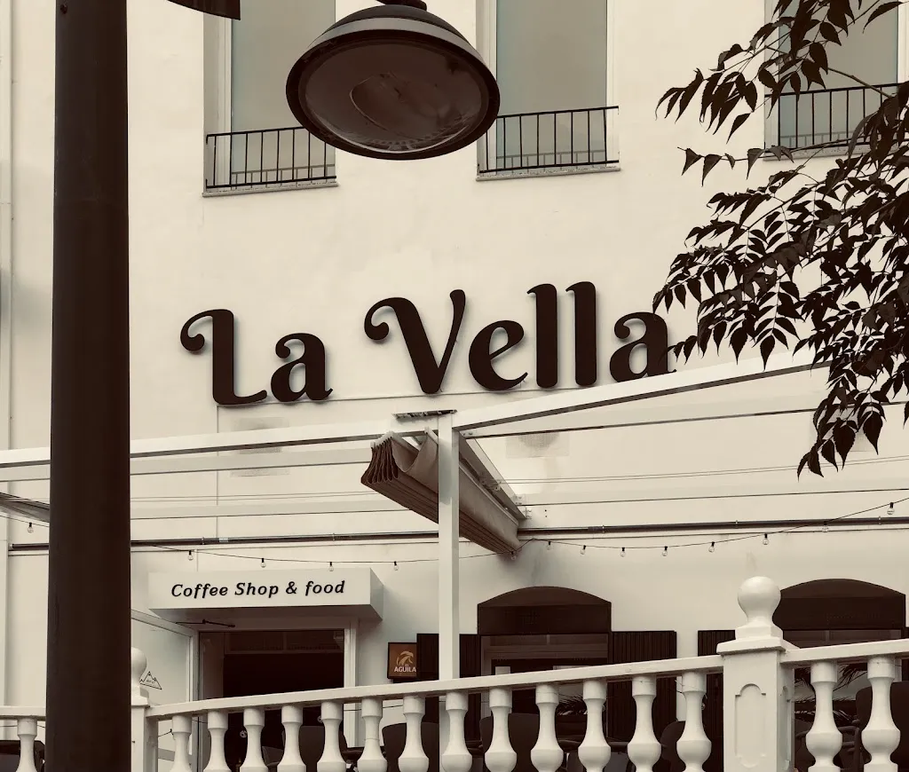 La Vella Coffee Shop restaurant in Crevillent