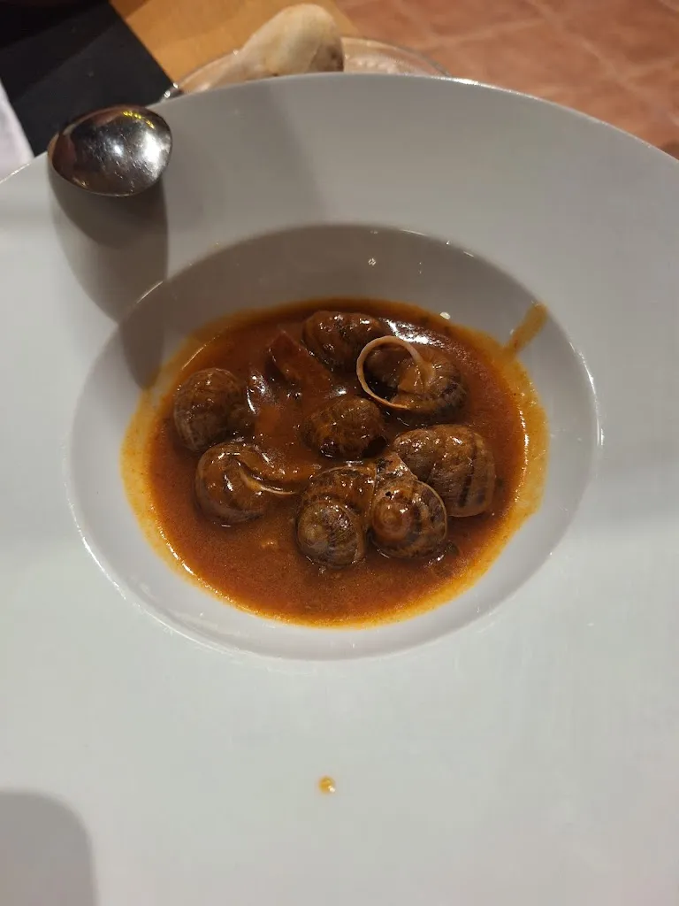 Juan Antonio_Restaurante El Cueto_Santurde de Rioja_review