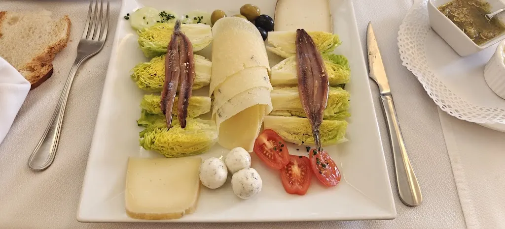 Restaurant Hostal Colomí_Santa Coloma_slider_image_3