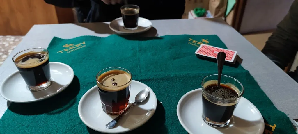 Bar Amadeo_Villarroya_slider_image_1