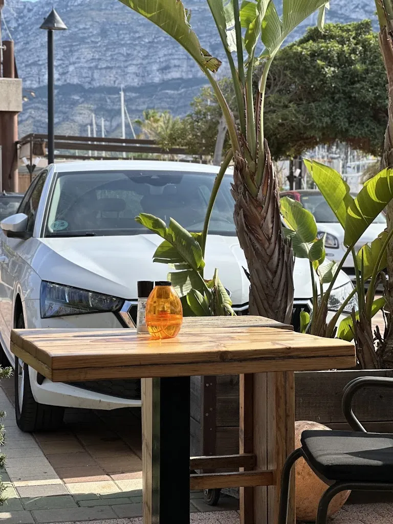 Basta!_Denia_slider_image_3