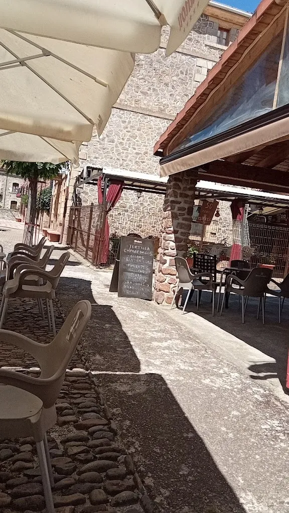 La Huertona restaurant in Viniegra de Abajo