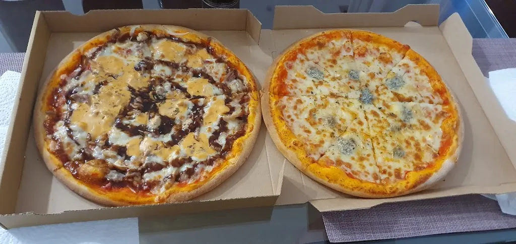 Sandra Sanabrias_MYS PIZZA_Villamediana de Iregua_recensione