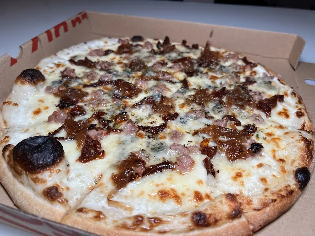 Maria Ozaeta_MYS PIZZA_Villamediana de Iregua_recensione