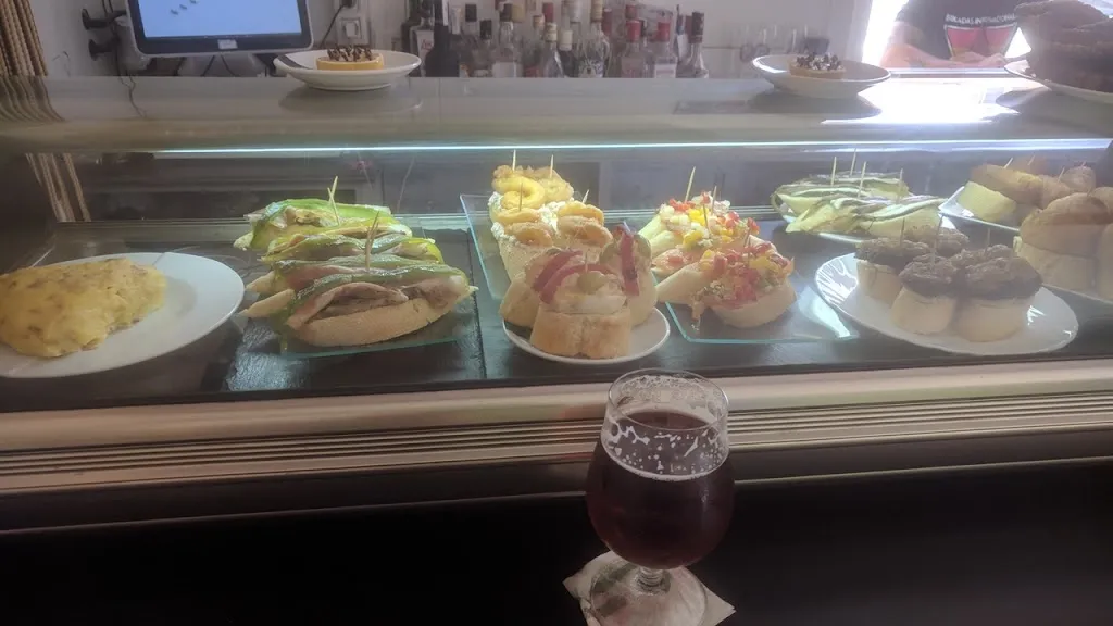 Blancocerrajeros_Bar Kubano_Villamediana de Iregua_review