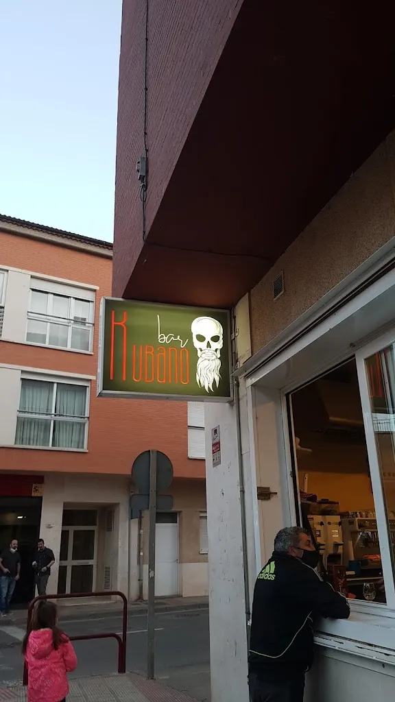 Bar Kubano_Villamediana de Iregua_slider_image_3