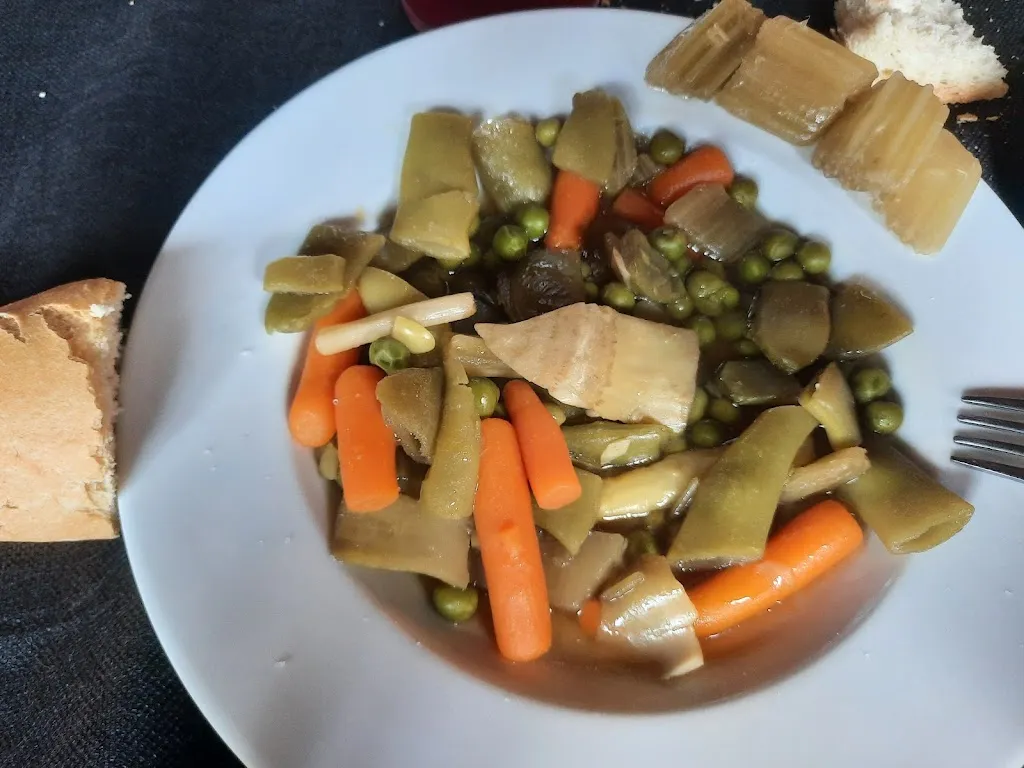 vanesa mercader_El Yedro. Bar Restaurante_Zorraquín_review