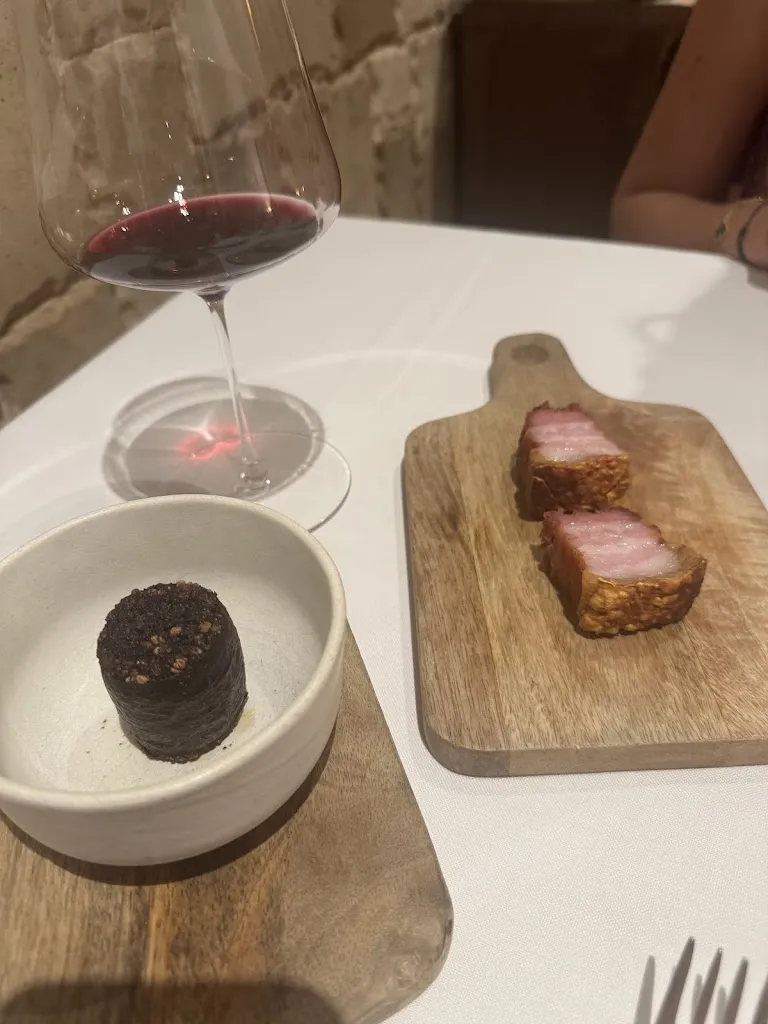 Adrian Smith_El Pedrusco de Aldealcorvo_Villarejo_review