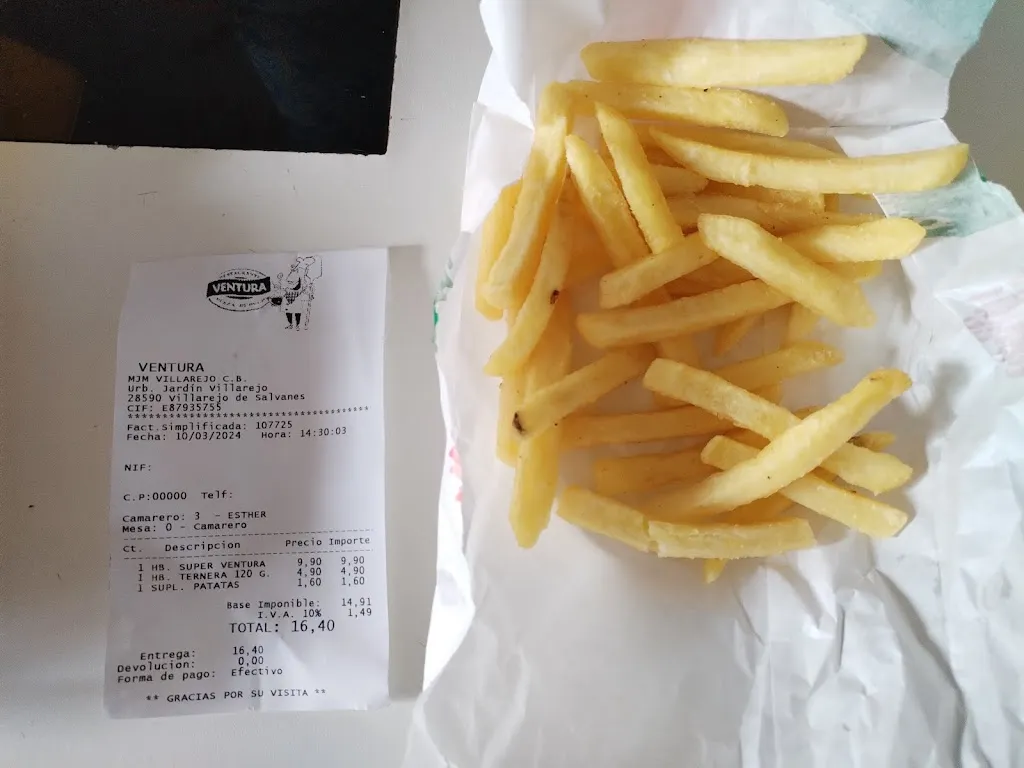 Sabrina Montalbán_Restaurante Pizzería Ventura_Villarejo_review