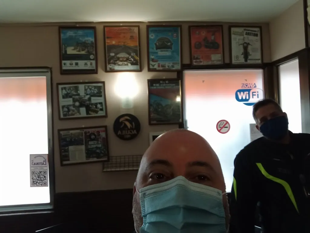 Nicanor Perez Sanz_Cervecería café La Latina_Villarejo_review