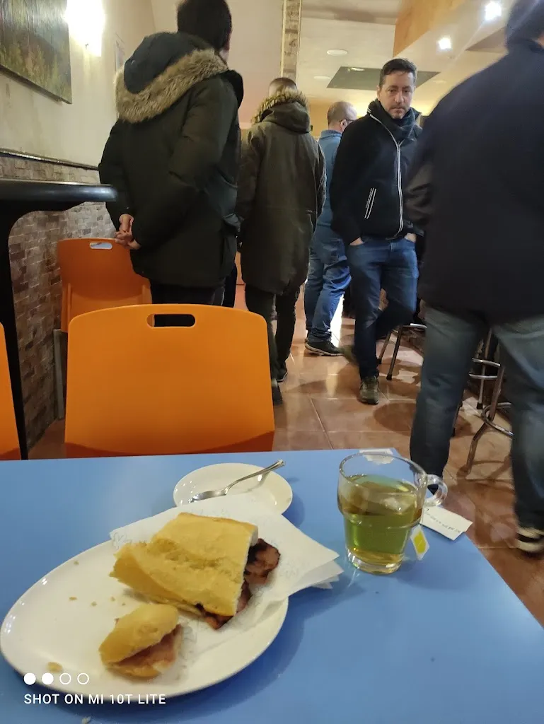 Miguel Vos Domingo_Cervecería Marlene_Villarejo_review