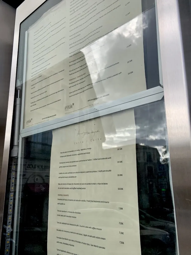 Menu_Antigua Embajada_Antigua_image_3