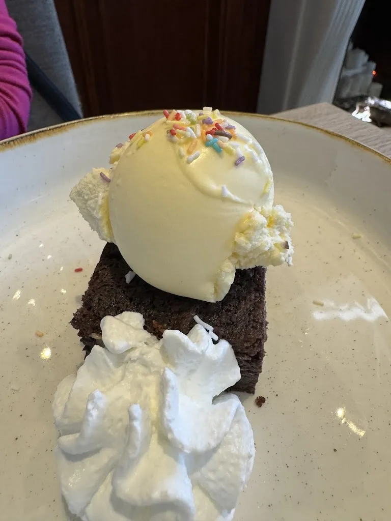 Menu_Antigua Embajada_Antigua_image_5