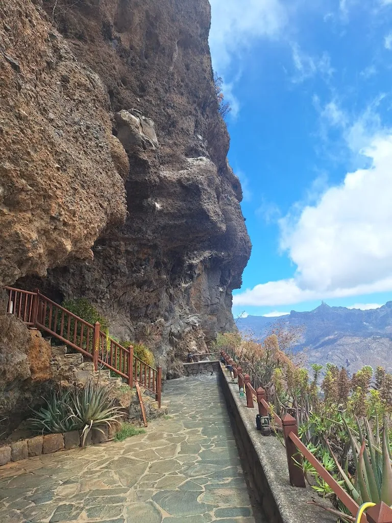 Juan Antonio Zafra_Mirador La Cilla_Artenara_review