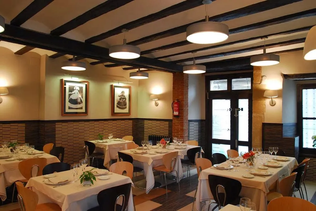 Restaurante Los Caballeros_Santo Domingo de la Calzada_slider_image_1