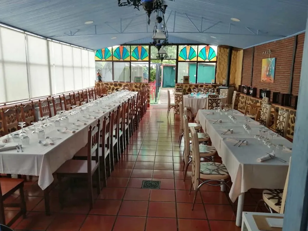 El Sarmiento Azul Mediterráneo restaurant in Santo Domingo de la Calzada