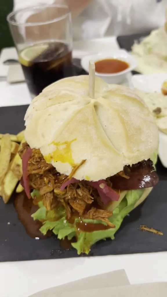 Hamburguesería Echegoyen restaurant in Santo Domingo de la Calzada