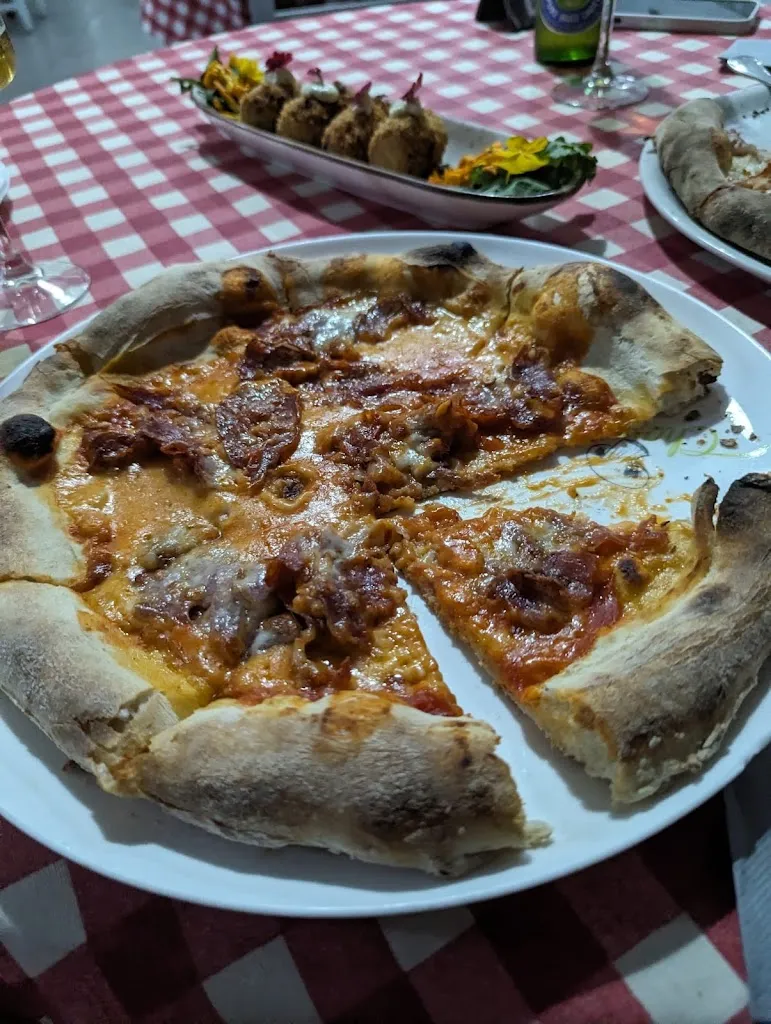 Marisa Schäffner_bar restaurante Salento_Aldea de San Nicolás La_review