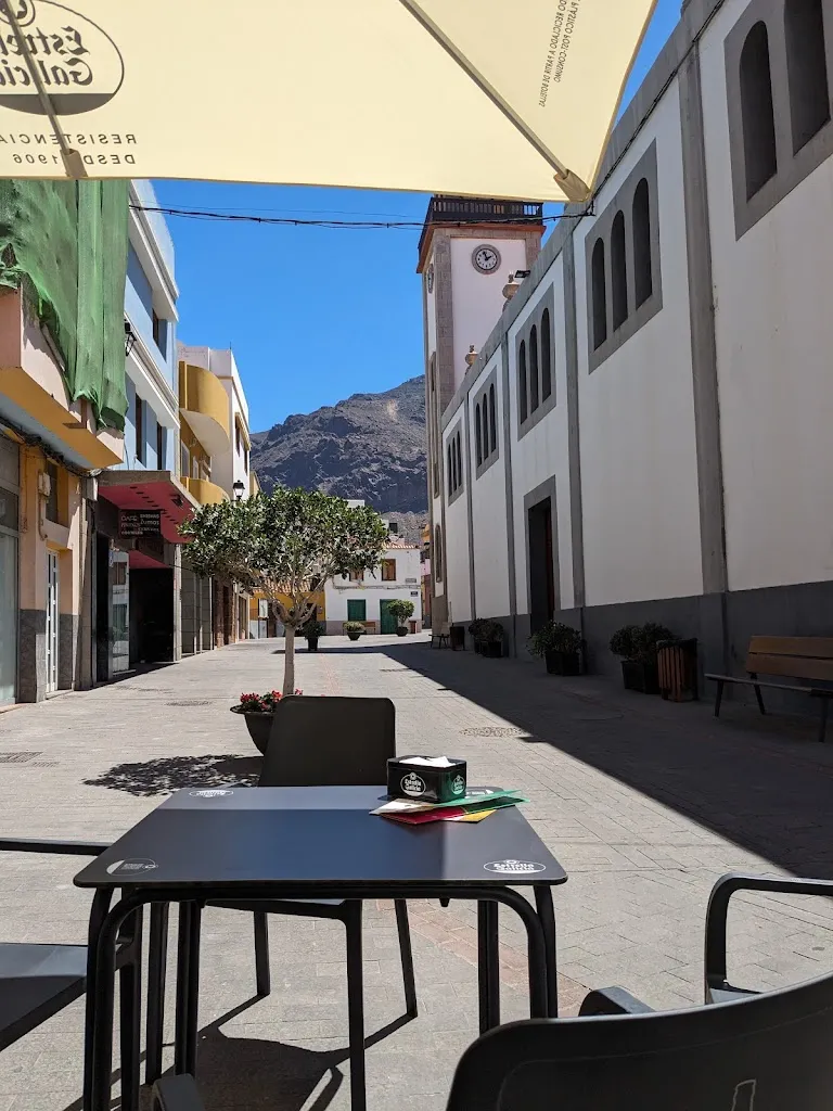 Stanislav Milkov_ORIGINAL COUSINS RESTAURANTE_Aldea de San Nicolás La_review