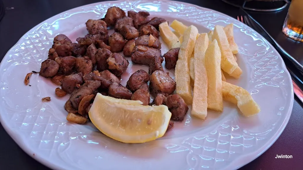 Jonathan Winton_Restaurante Grill Luis_Aldea de San Nicolás La_review