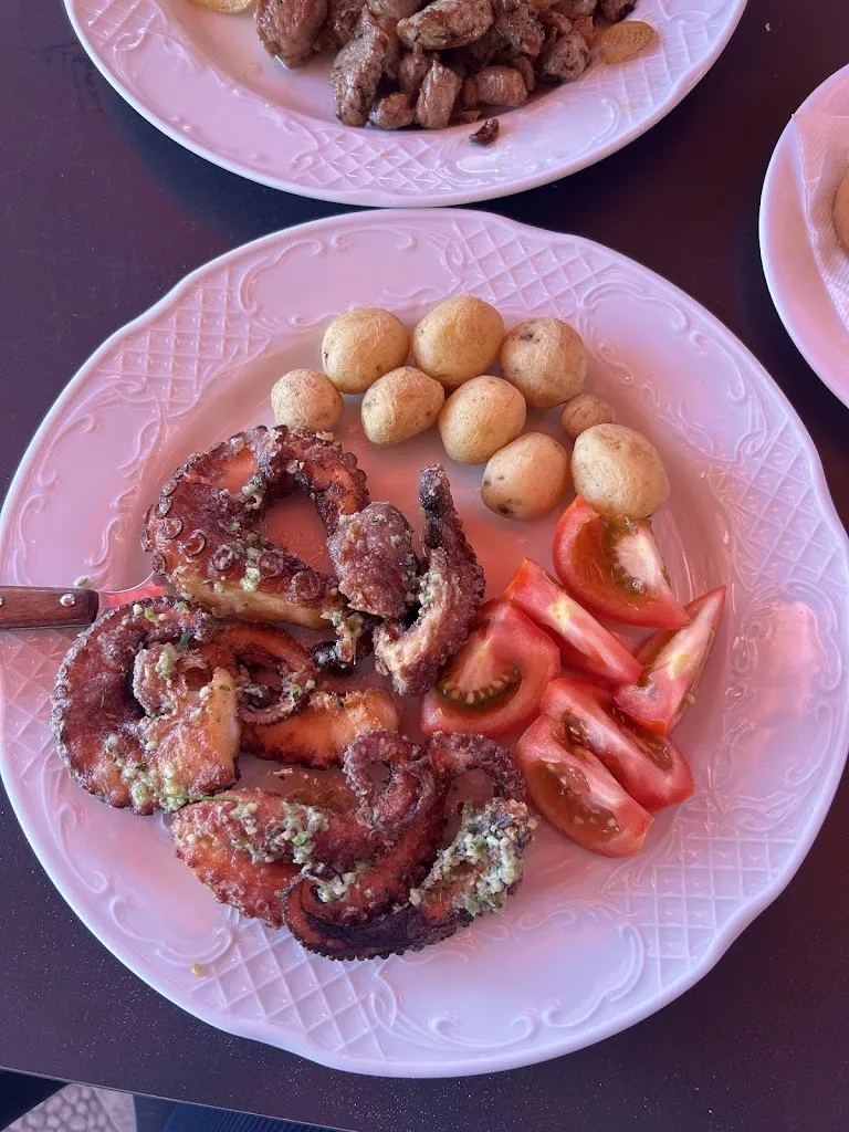 Hathaiphat Promjai_Restaurante Grill Luis_Aldea de San Nicolás La_review
