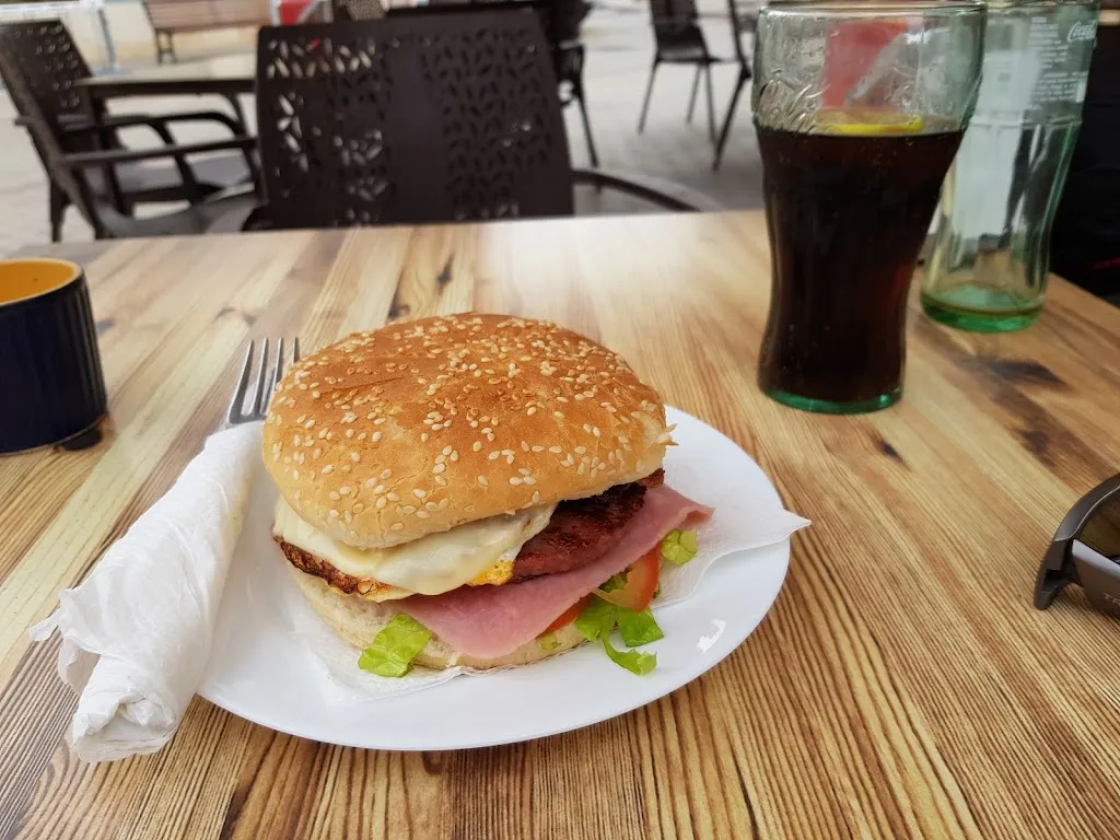 Drees van der Linden_Pisco L'inagua._Aldea de San Nicolás La_review