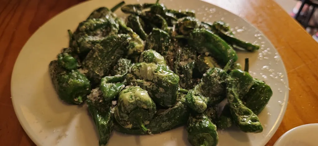 Zoltán Nagy_Bar/Café El Populacho_Agüimes_review