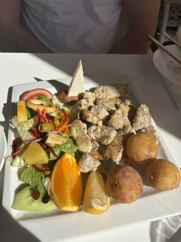 Tanisha Leigh_La Pescadora Ajuy_Betancuria_review