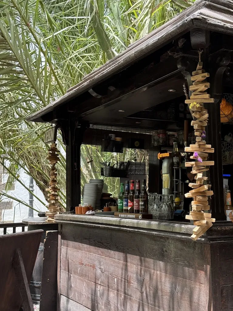 Costanza Stornello_La Sombra_Betancuria_review