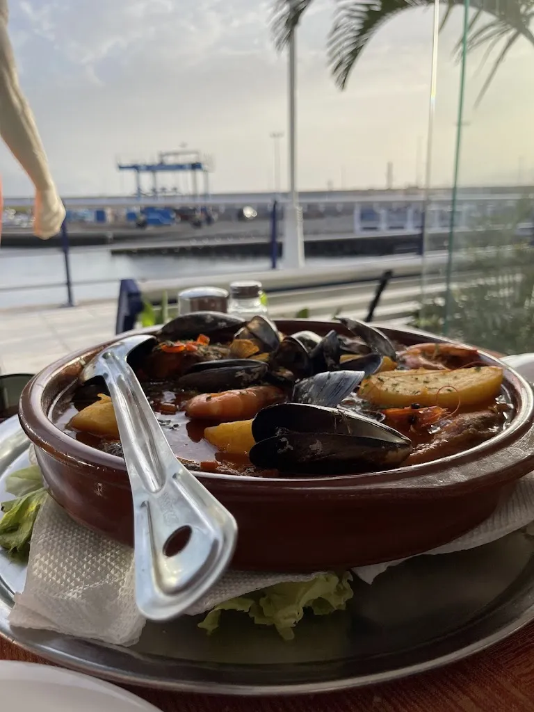 Serban Vadineanu_Restaurante Terraza Sidrería La Diosa del Mar_Agaete_review