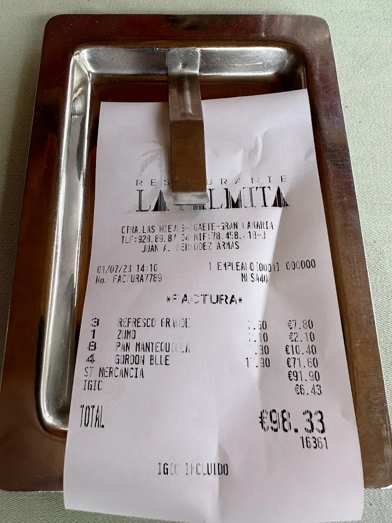 Janos Turk_Restaurante La Palmita_Agaete_review