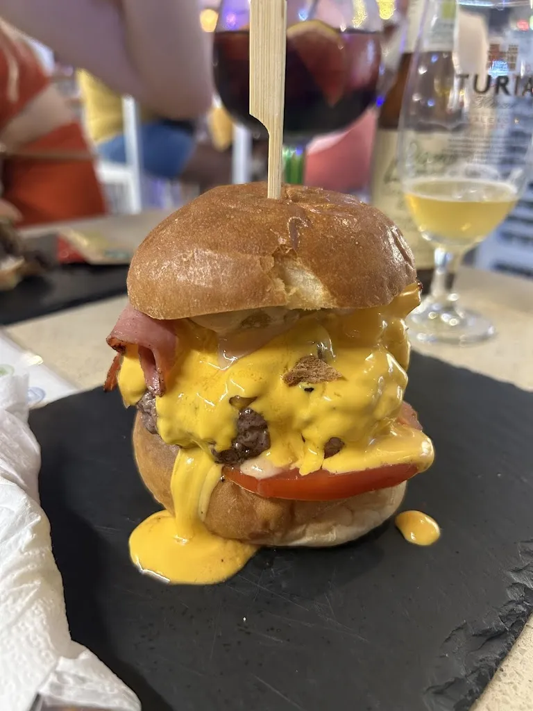 L'atelier du Petit Français Els Magazinos_Denia_slider_image_3