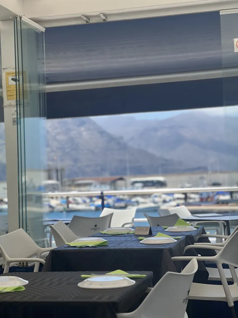 Dorien Rose Duinker_Terraza pizzeria Dibe_Agaete_review