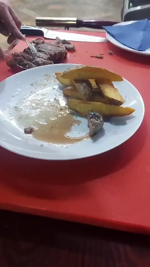 Antonin Godfroy_La taberna del puerto de Agaete_Agaete_review