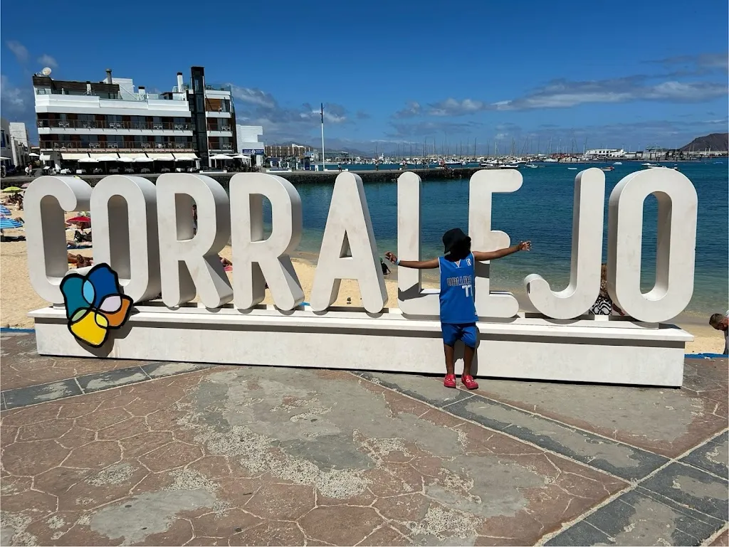 Max Omo_Restaurante Gregorio El Pescador_Corralejo_review