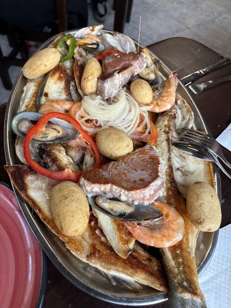 Tom Turner_Avenida Restaurante_Corralejo_review